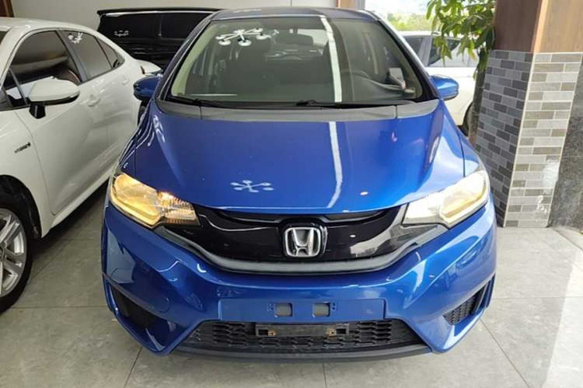 Used Honda Fit 2016 1.5L LX CVT Comfort Model Front