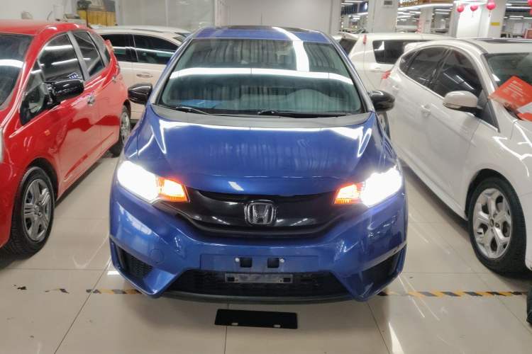 Used Honda Fit 2016 1.5L LXS CVT Comfort Sunroof Version Front