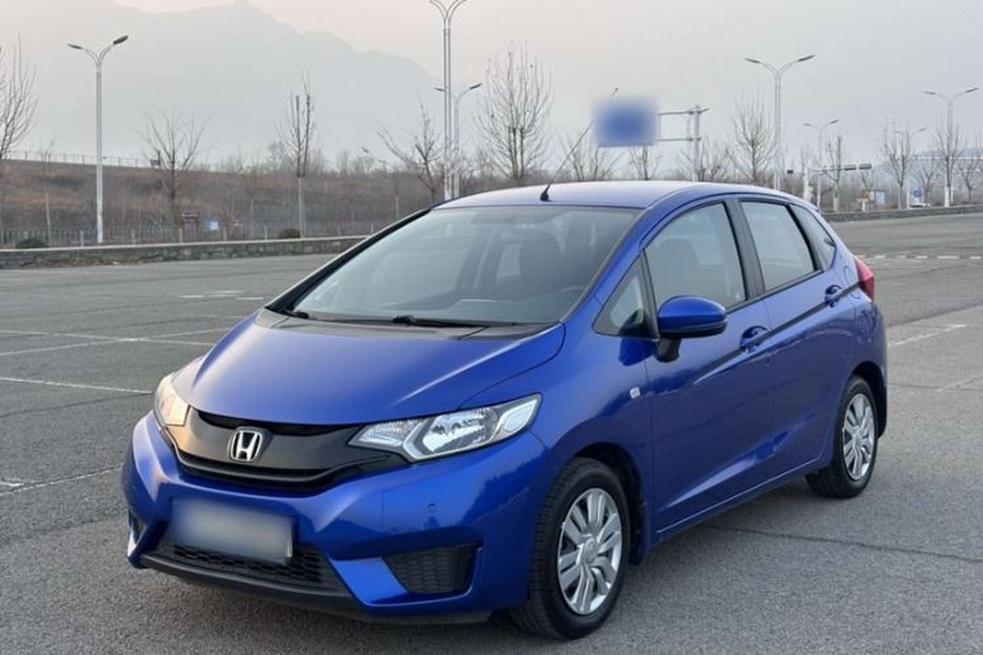 Used Honda Fit 2016 1.5L LX CVT Comfort Model Front Left 45 Deg