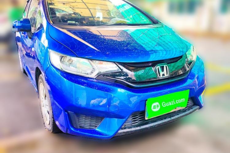 Used Honda Fit 2016 1.5L LX CVT Comfort Model Front Right 45 Deg