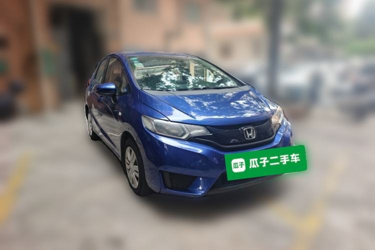Used Honda Fit 2016 1.5L LXS CVT Comfort Sunroof Version Front Right 45 Deg