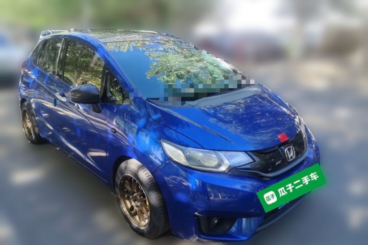 Used Honda Fit 2016 1.5L LXS CVT Comfort Sunroof Version Front Right 45 Deg