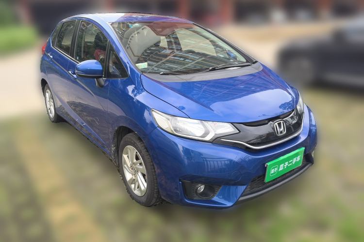 Used Honda Fit 2016 1.5L EX CVT Elite Edition Front Right 45 Deg