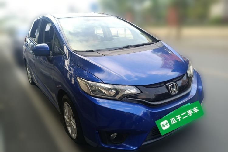 Used Honda Fit 2016 1.5L SES CVT Fashion Sunroof Edition Front Right 45 Deg
