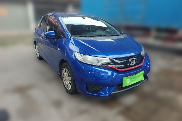 Used Honda Fit 2016 1.5L LXS CVT Comfort Sunroof Version Front Right 45 Deg