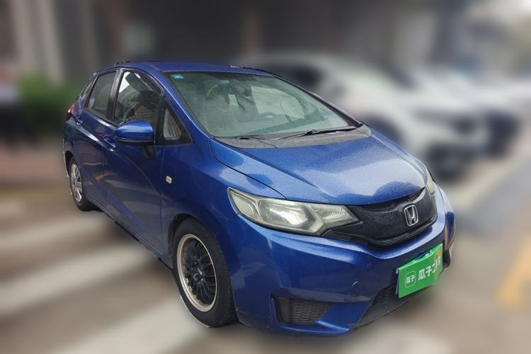 Used Honda Fit 2016 1.5L LX CVT Comfort Model Front Right 45 Deg
