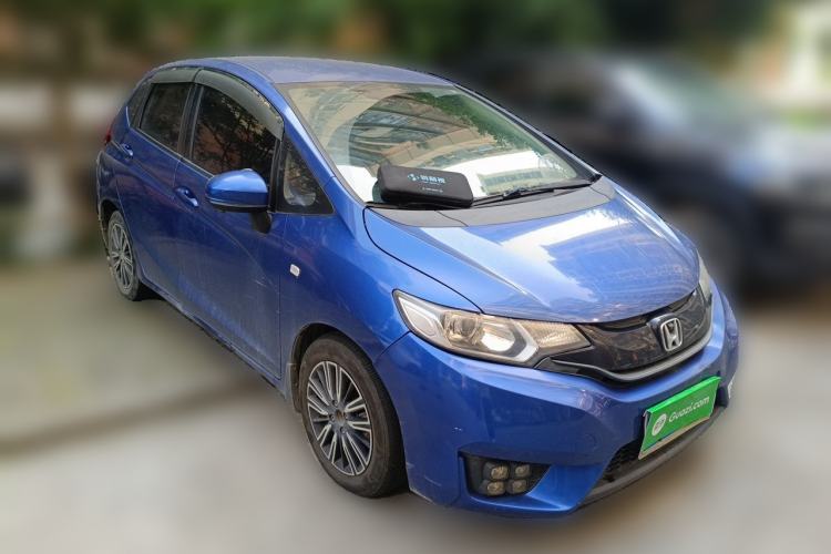 Used Honda Fit 2016 1.5L LX CVT Comfort Model Front Right 45 Deg