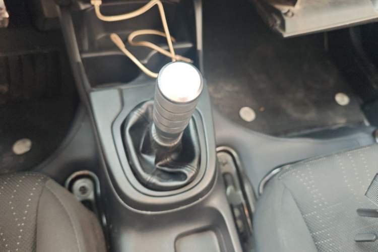 Used Honda Fit 2016 1.5L LX Manual Comfort Model Gear Lever