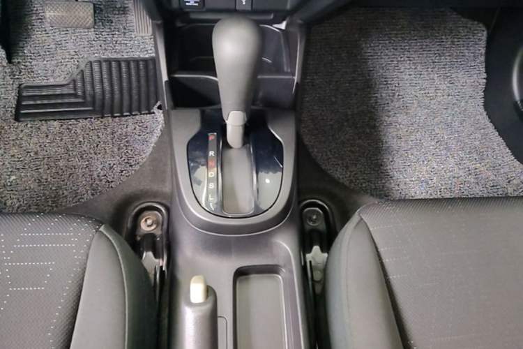 Used Honda Fit 2016 1.5L LX CVT Comfort Model Gear Lever