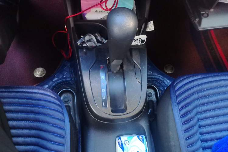 Used Honda Fit 2016 1.5L LXS CVT Comfort Sunroof Version Gear Lever