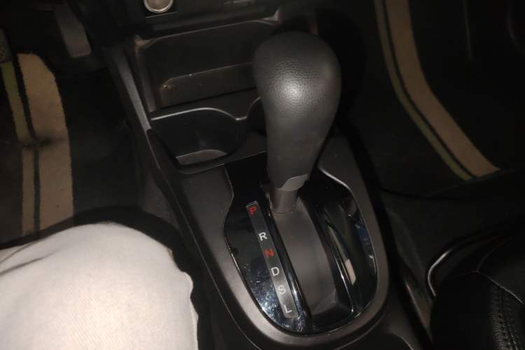 Used Honda Fit 2016 1.5L LX CVT Comfort Model Gear Lever