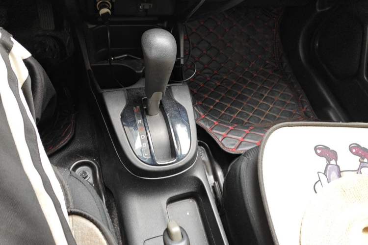 Used Honda Fit 2016 1.5L LX CVT Comfort Model Gear Lever