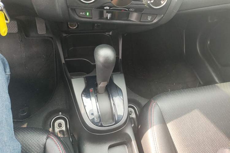 Used Honda Fit 2016 1.5L LX CVT Comfort Model Gear Lever