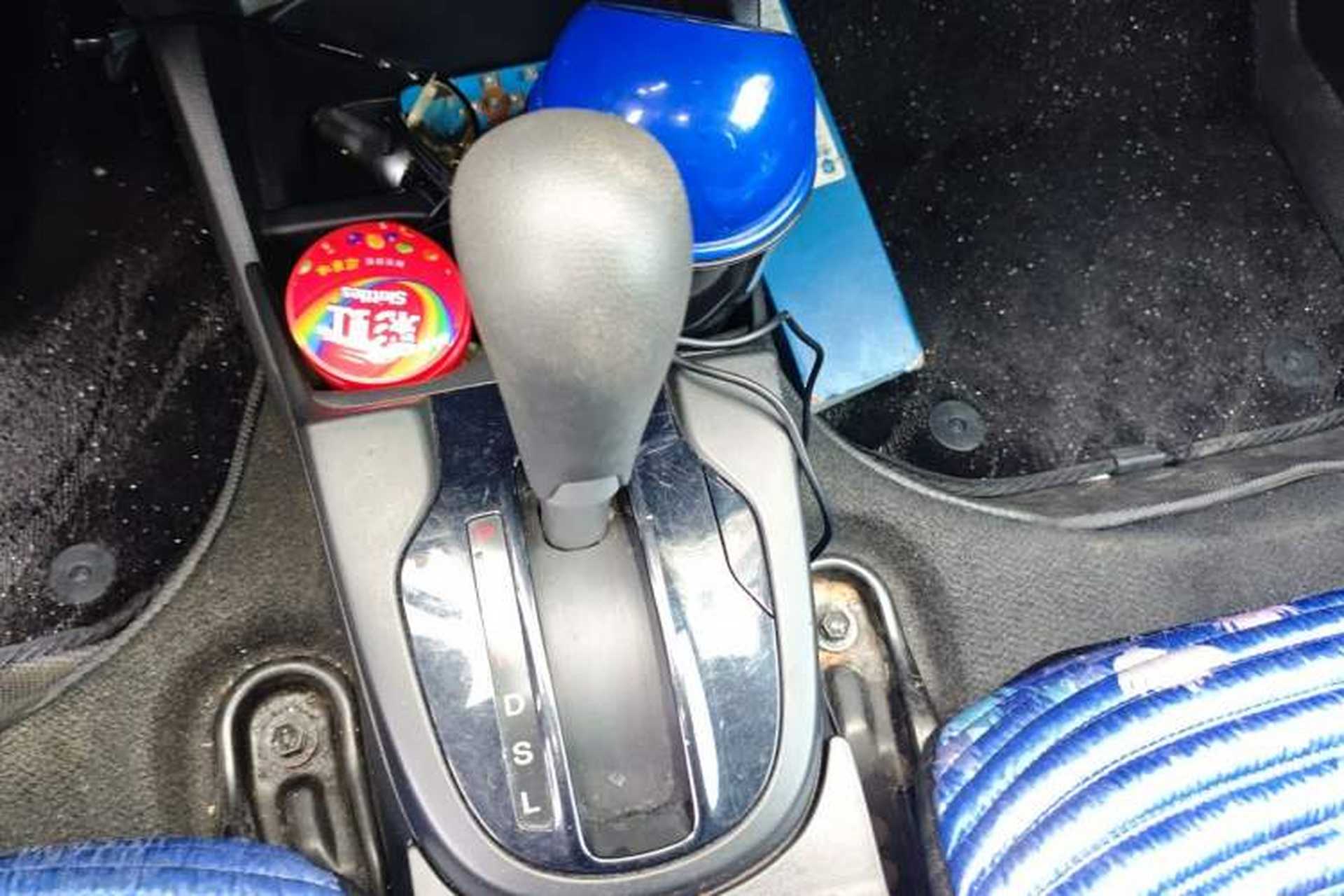 Used Honda Fit 2016 1.5L LXS CVT Comfort Sunroof Version Gear Lever