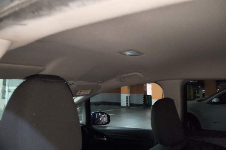 Used Honda Fit 2016 1.5L LX CVT Comfort Model Headliner