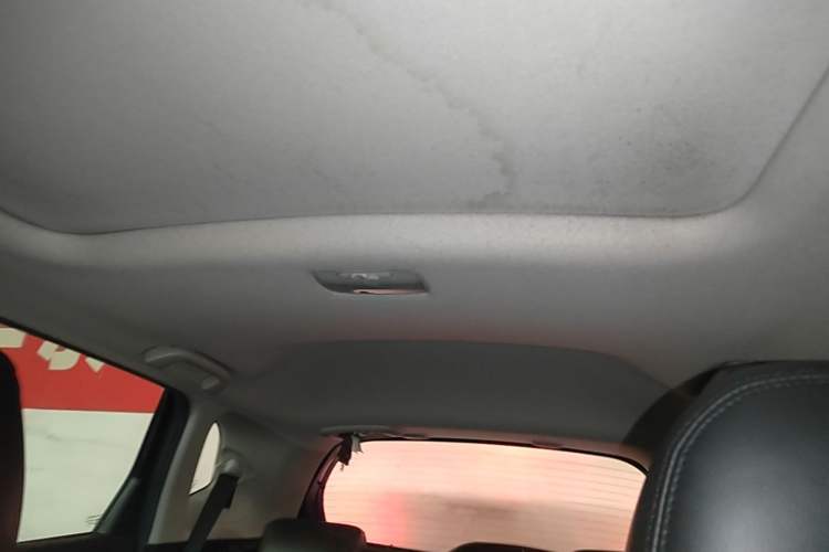 Used Honda Fit 2016 1.5L LXS CVT Comfort Sunroof Version Headliner