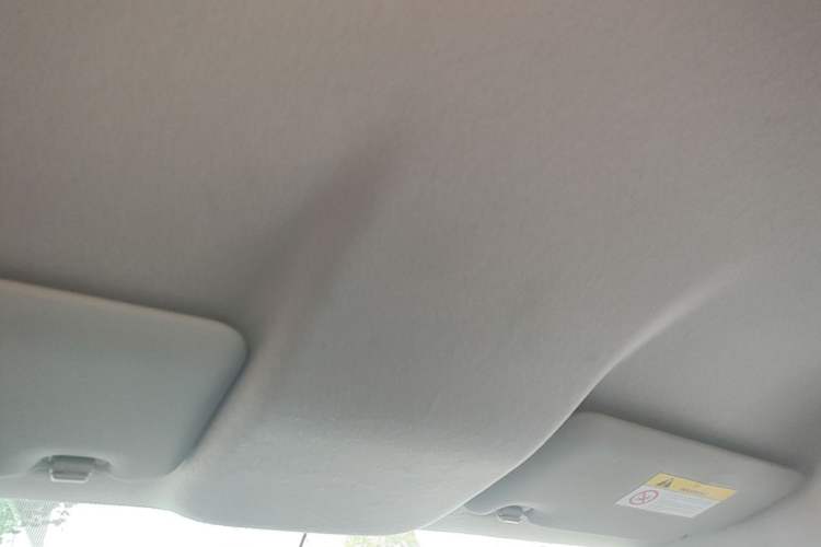 Used Honda Fit 2016 1.5L LX CVT Comfort Model Headliner