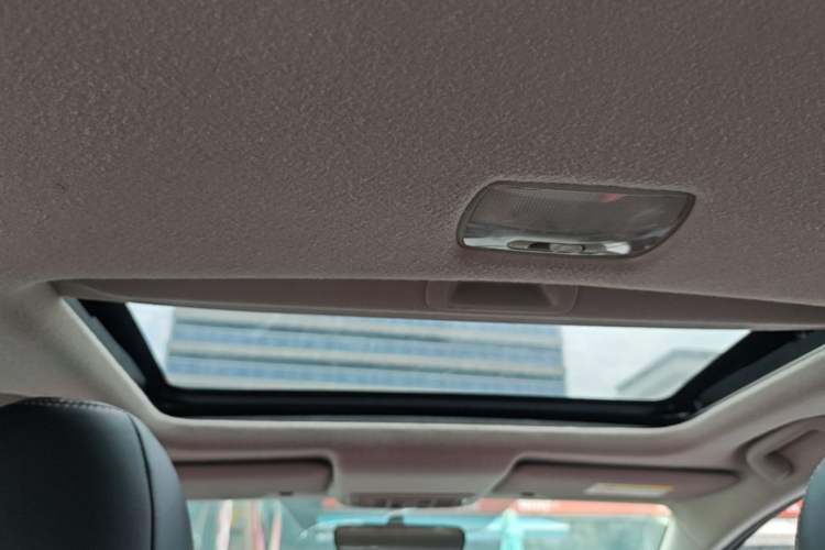 Used Honda Fit 2016 1.5L LXS CVT Comfort Sunroof Version Headliner
