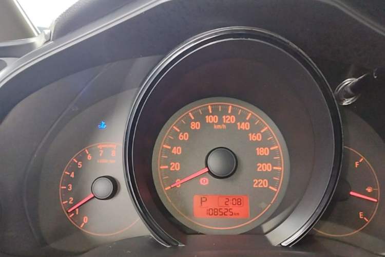 Used Honda Fit 2016 1.5L LX CVT Comfort Model Instrument Cluster