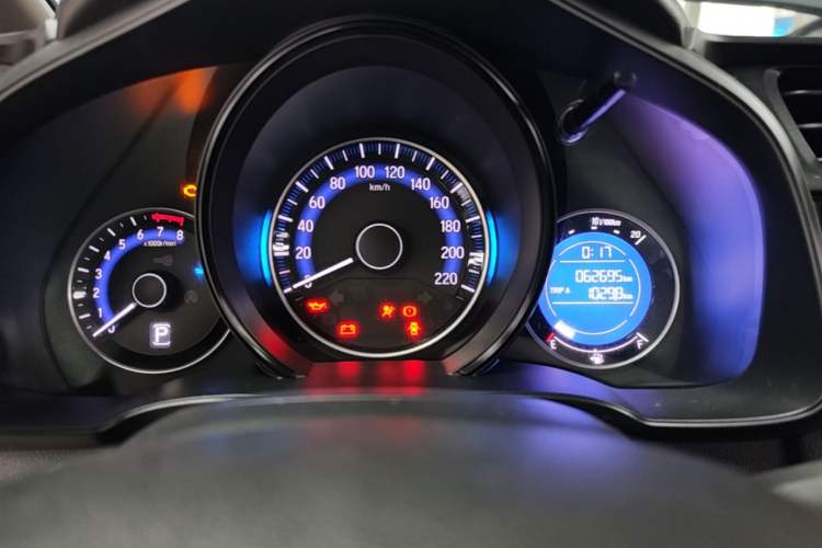 Used Honda Fit 2016 1.5L LXS CVT Comfort Sunroof Version Instrument Cluster
