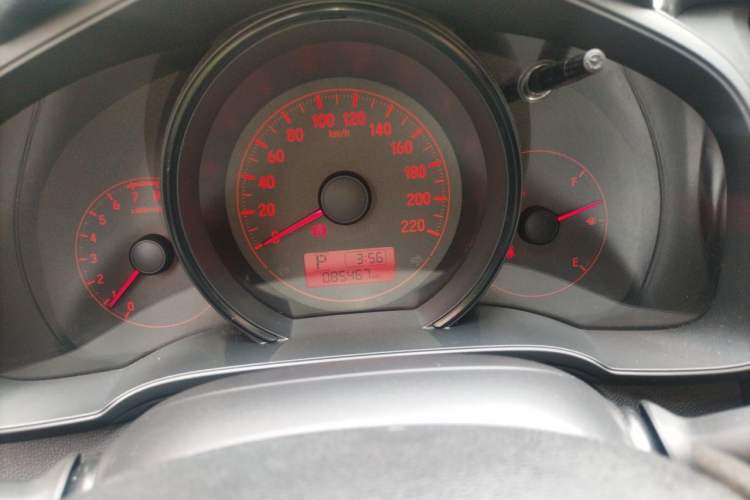 Used Honda Fit 2016 1.5L LX CVT Comfort Model Instrument Cluster