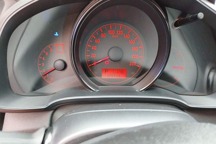 Used Honda Fit 2016 1.5L LX CVT Comfort Model Instrument Cluster