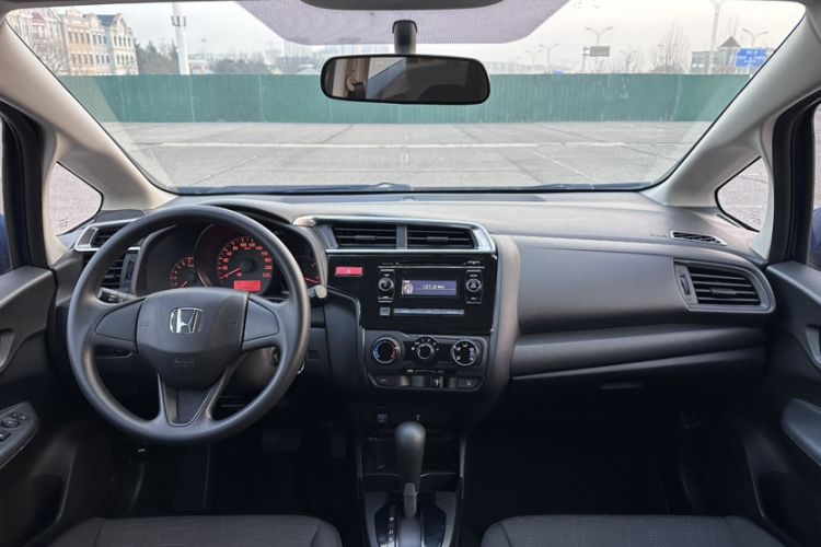 Used Honda Fit 2016 1.5L LX CVT Comfort Model Interior 2