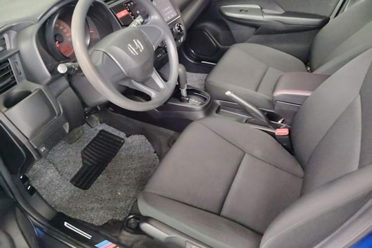 Used Honda Fit 2016 1.5L LX CVT Comfort Model Left Front Seat