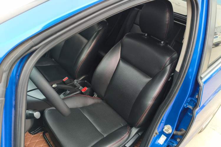 Used Honda Fit 2016 1.5L SE CVT Fashion Model Left Front Seat