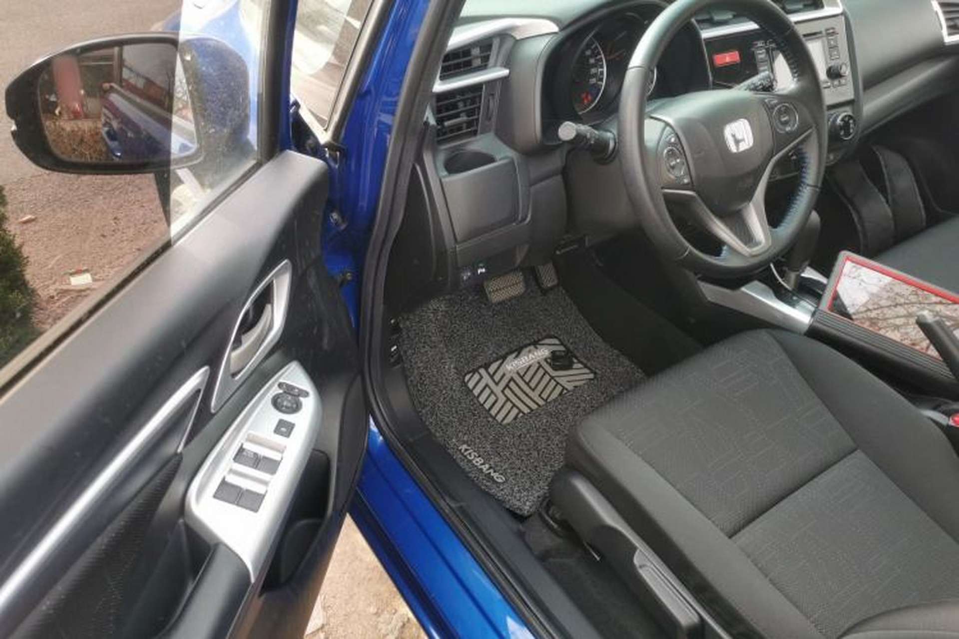 Used Honda Fit 2016 1.5L LXS CVT Comfort Sunroof Version Left Front Seat