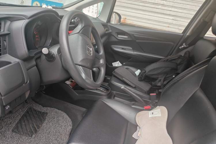 Used Honda Fit 2016 1.5L LX CVT Comfort Model Left Front Seat