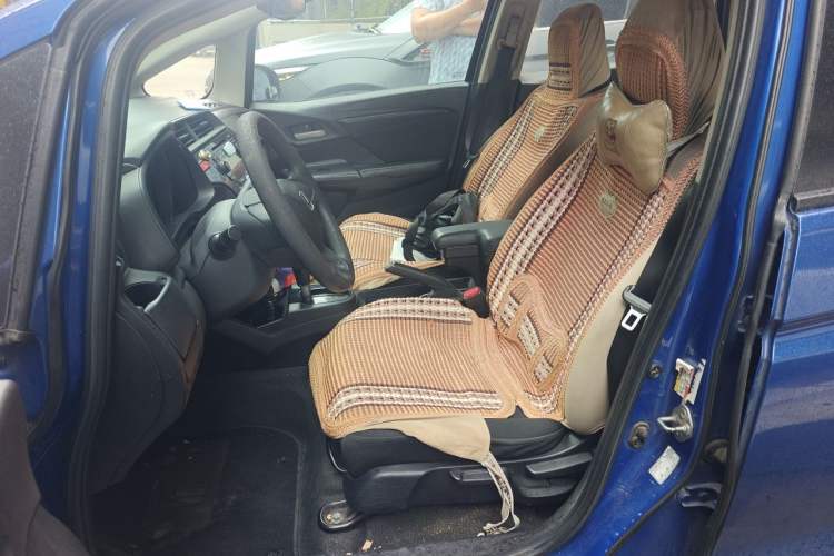 Used Honda Fit 2016 1.5L LX CVT Comfort Model Left Front Seat