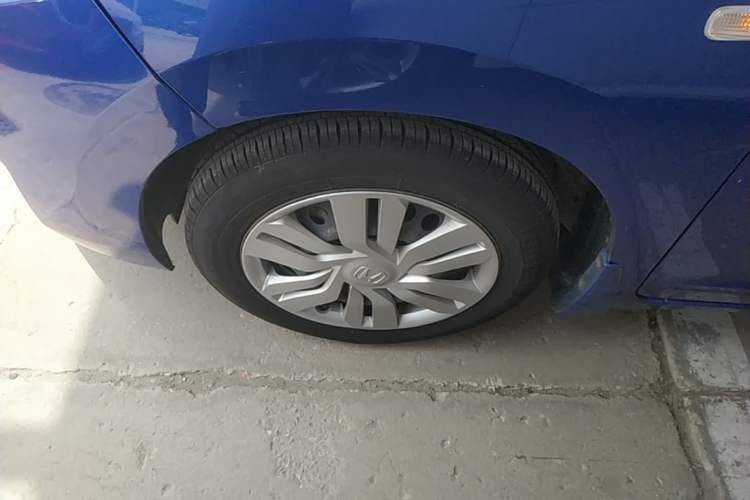 Used Honda Fit 2016 1.5L LXS CVT Comfort Sunroof Version Left Front Wheel Hub