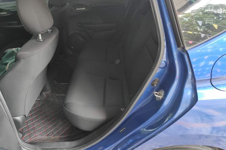 Used Honda Fit 2016 1.5L LXS CVT Comfort Sunroof Version Left Rear Seat