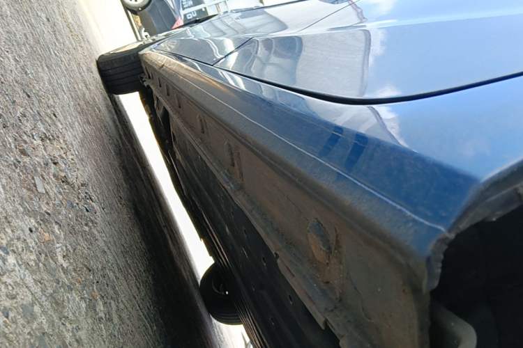 Used Honda Fit 2016 1.5L LXS CVT Comfort Sunroof Version Left Side Sill