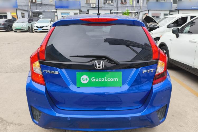 Used Honda Fit 2016 1.5L SE CVT Fashion Model Rear