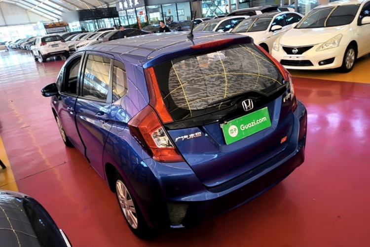 Used Honda Fit 2016 1.5L LX CVT Comfort Model Rear Left 45 Deg
