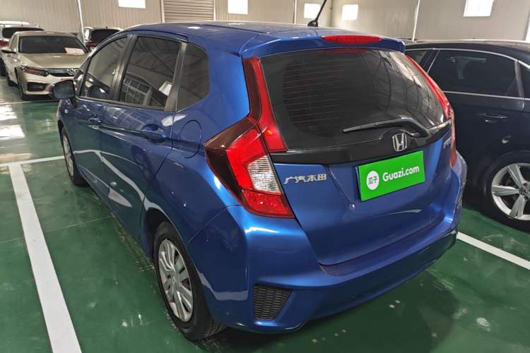 Used Honda Fit 2016 1.5L LX CVT Comfort Model Rear Left 45 Deg