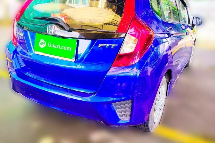 Used Honda Fit 2016 1.5L LX CVT Comfort Model Rear Right 45 Deg