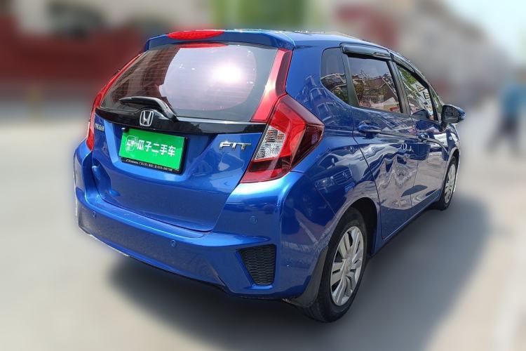 Used Honda Fit 2016 1.5L LXS CVT Comfort Sunroof Version Rear Right 45 Deg