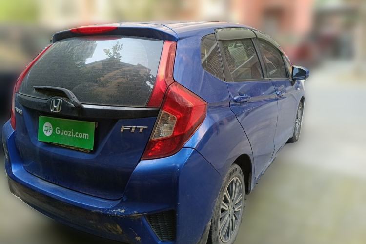 Used Honda Fit 2016 1.5L LX CVT Comfort Model Rear Right 45 Deg