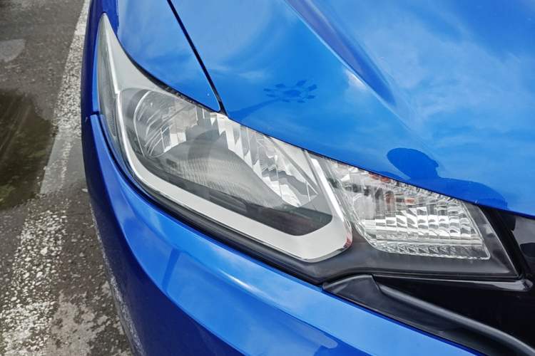 Used Honda Fit 2016 1.5L LXS CVT Comfort Sunroof Version Right Front Headlight