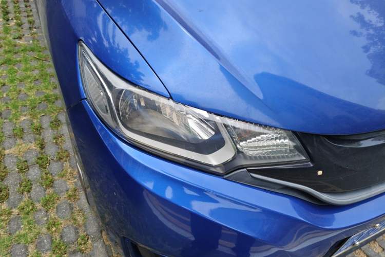 Used Honda Fit 2016 1.5L LX CVT Comfort Model Right Front Headlight