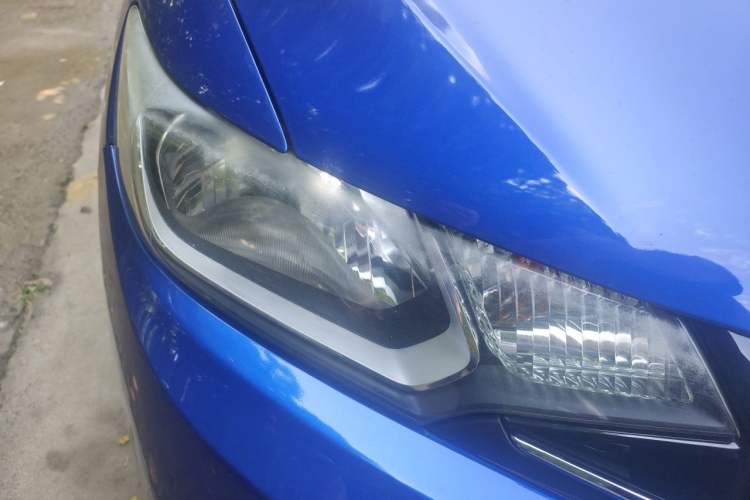 Used Honda Fit 2016 1.5L LXS CVT Comfort Sunroof Version Right Front Headlight