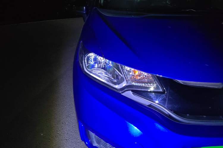 Used Honda Fit 2016 1.5L LX Manual Comfort Model Right Front Headlight