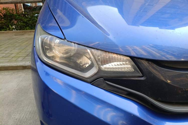 Used Honda Fit 2016 1.5L LX CVT Comfort Model Right Front Headlight