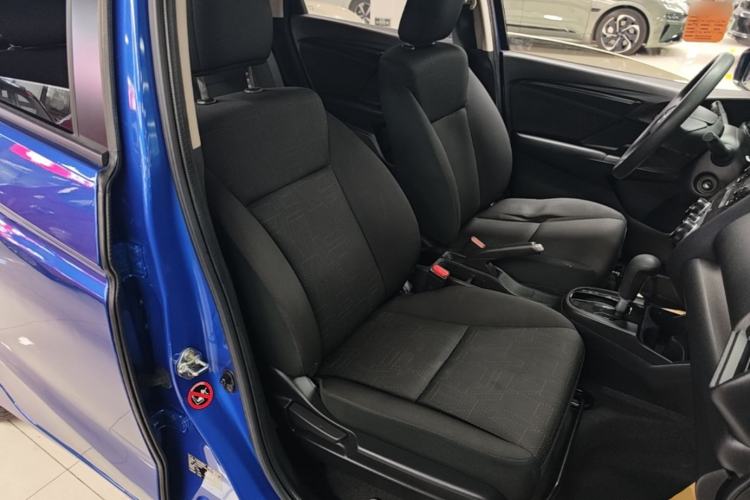 Used Honda Fit 2016 1.5L LXS CVT Comfort Sunroof Version Right Front Seat