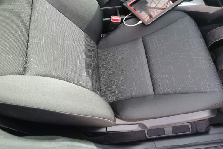 Used Honda Fit 2016 1.5L LXS CVT Comfort Sunroof Version Right Front Seat