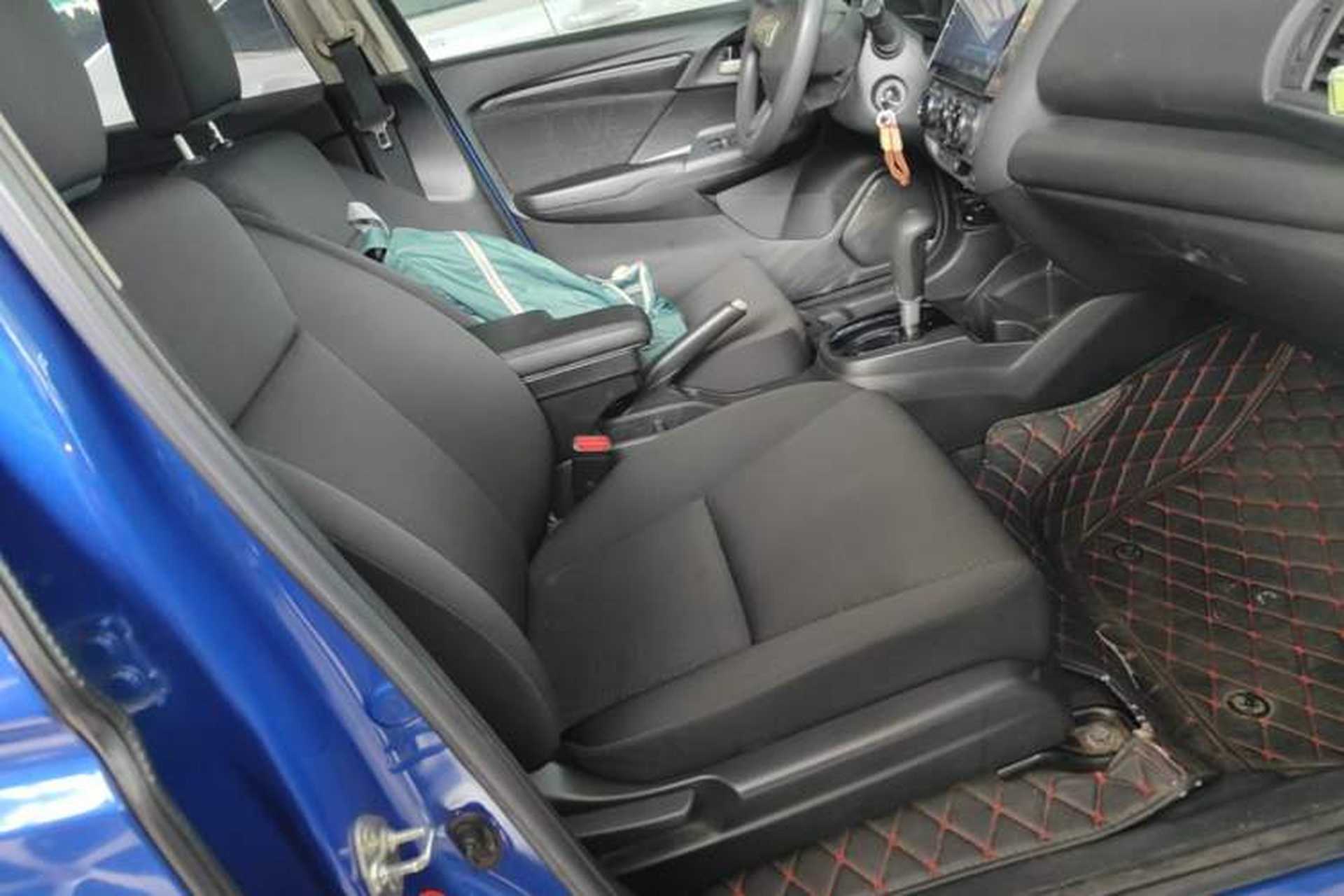 Used Honda Fit 2016 1.5L LXS CVT Comfort Sunroof Version Right Front Seat