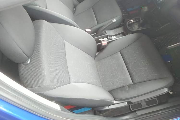 Used Honda Fit 2016 1.5L LXS CVT Comfort Sunroof Version Right Front Seat